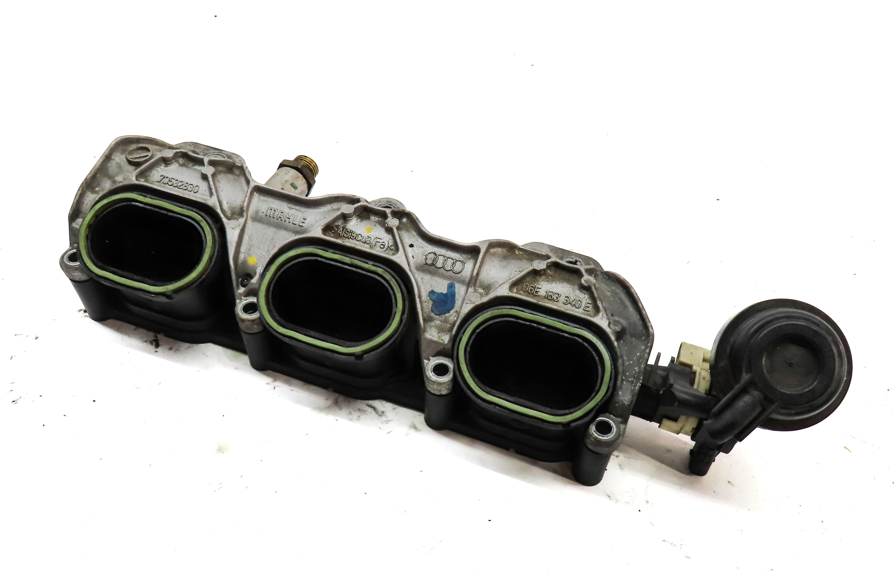 11-18 PORSCHE CAYENNE PANAMERA (958 970 G1) 3.0L RIGHT LOWER INTAKE MANIFOLD — exact item pictured
